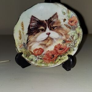Floral Cat Decorative Plate